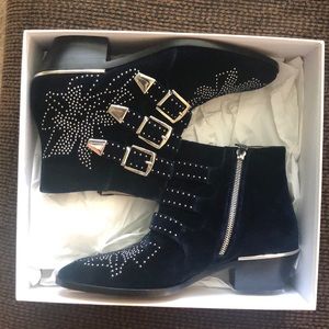 NEW IN BOX Chloe Susanna booties 💗